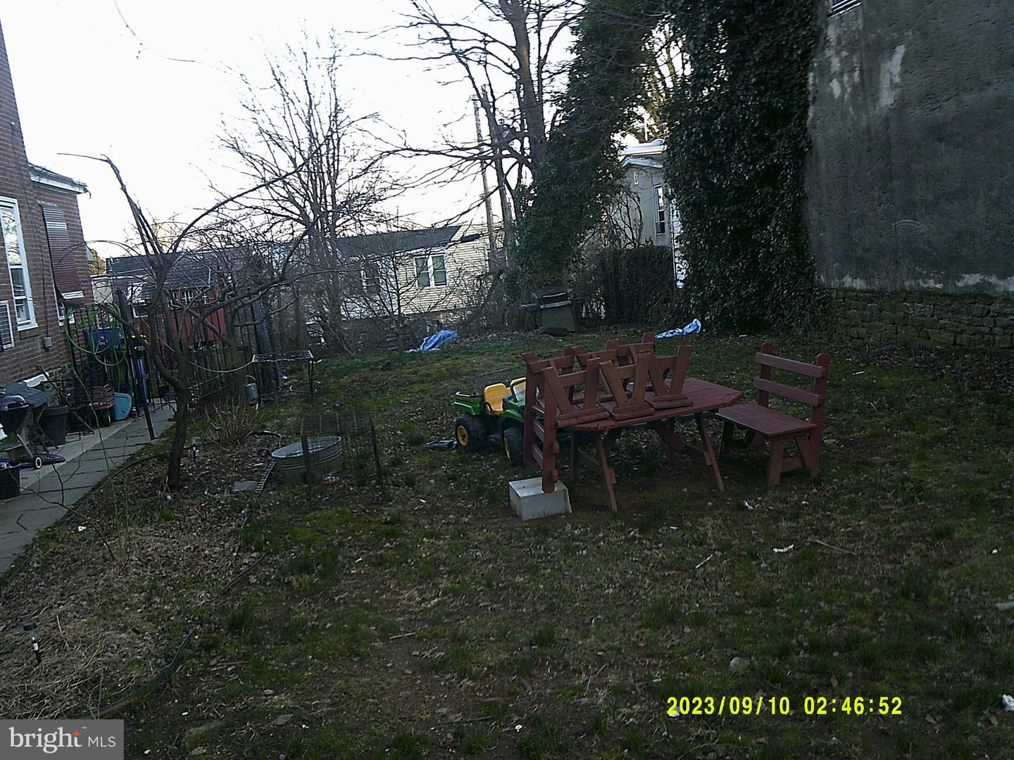 420 E High St Property Photo 2