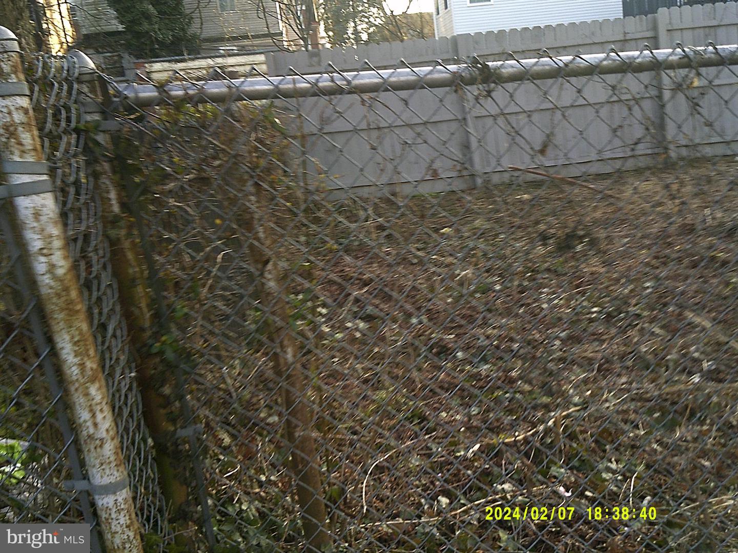 5238 Morris St Property Photo 4