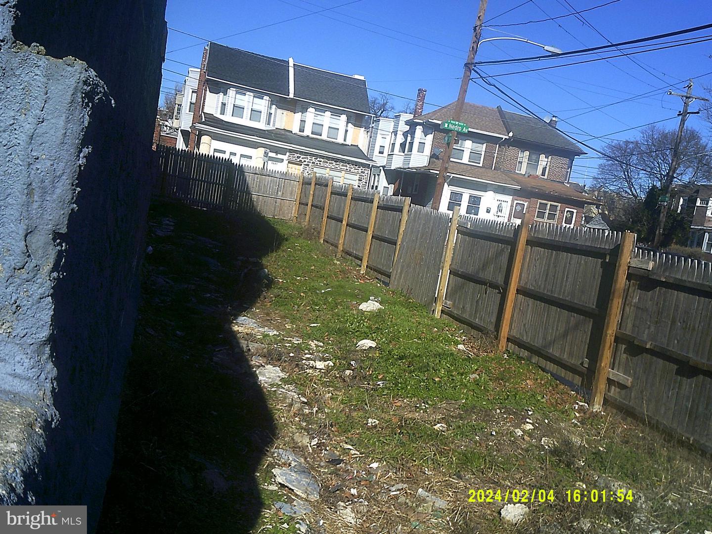 1500 W Nedro Ave Property Photo 4