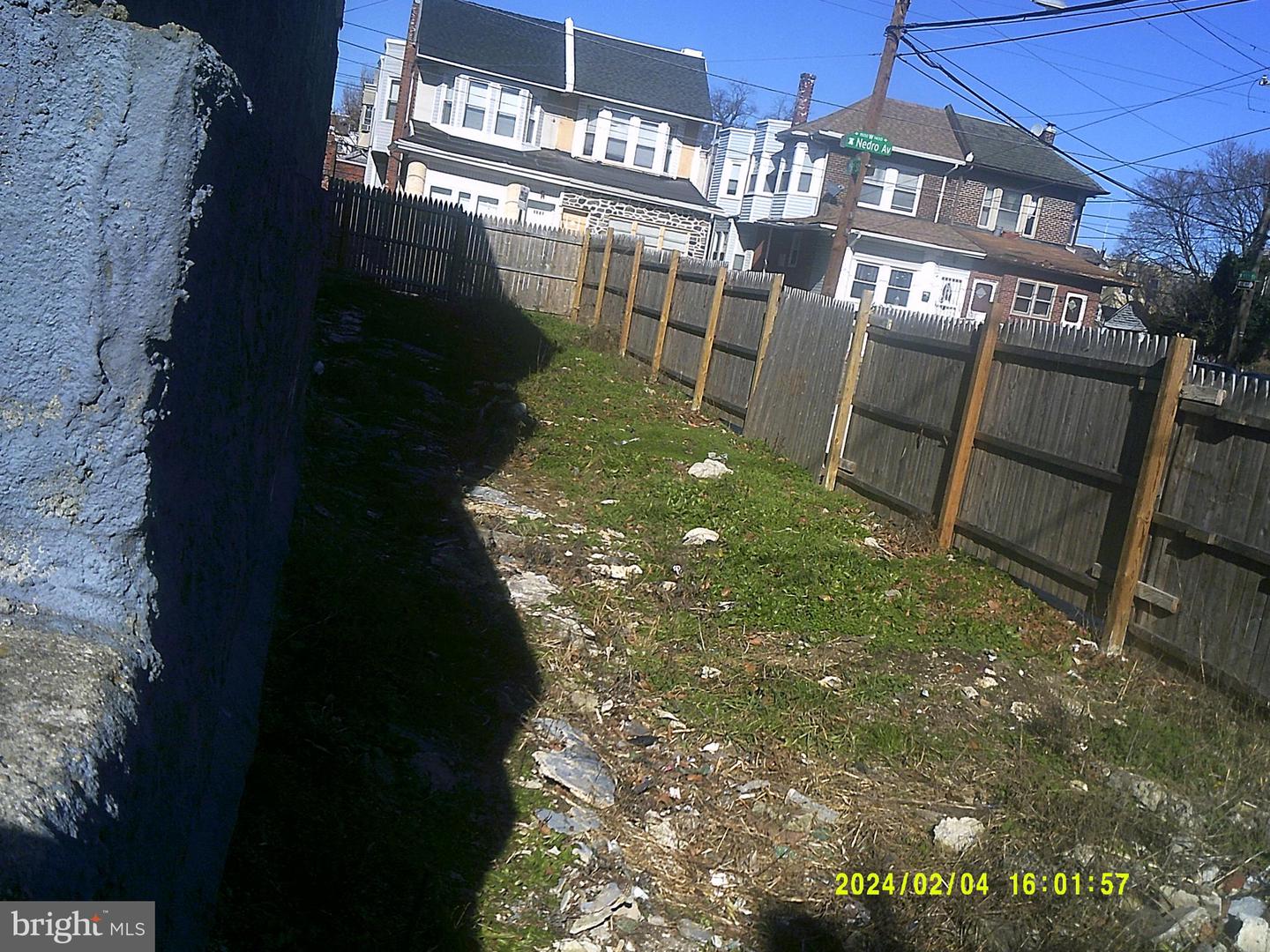 1500 W Nedro Ave Property Photo 5