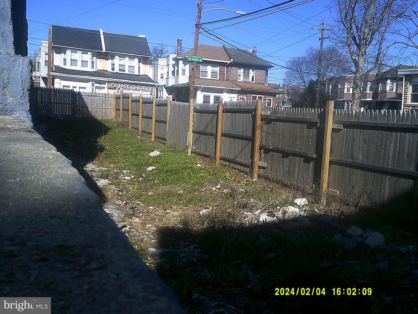 1500 W Nedro Ave Property Photo 6