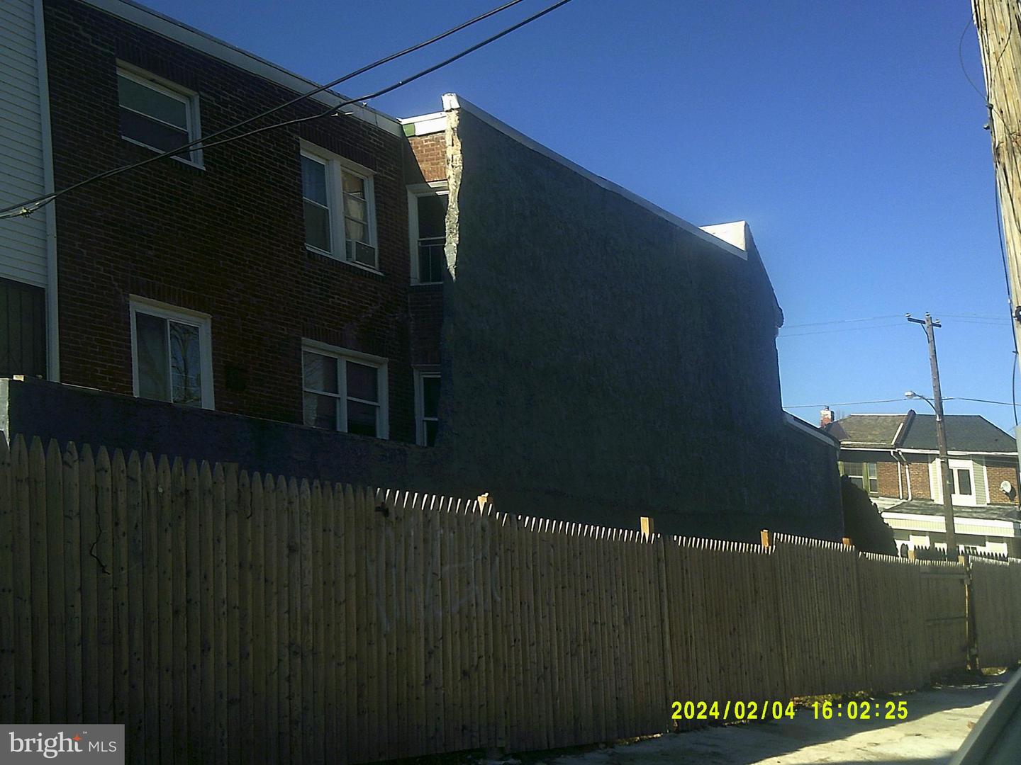1500 W Nedro Ave Property Photo 7