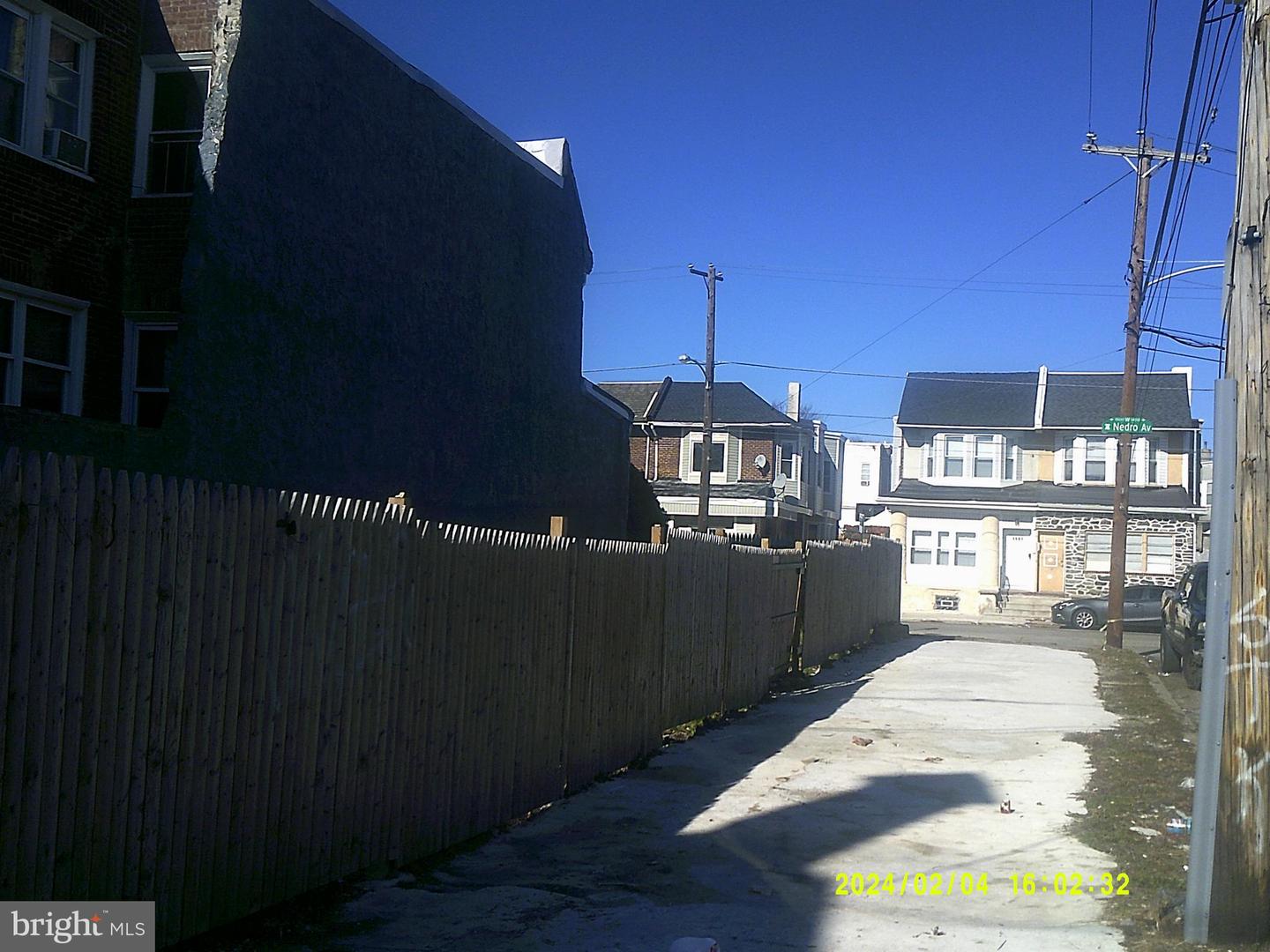 1500 W Nedro Ave Property Photo 8
