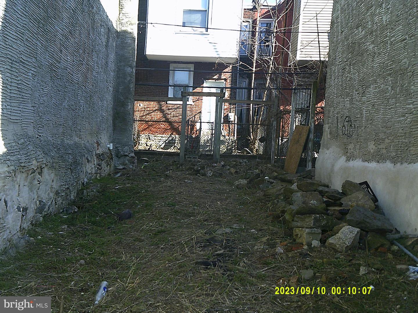 3923 N Percy St Property Photo 2