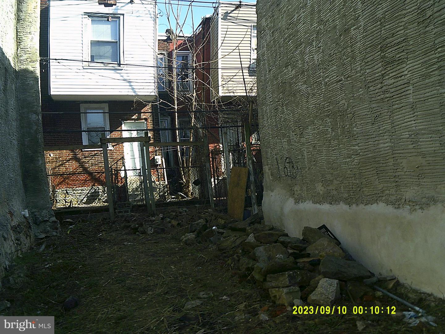 3923 N Percy St Property Photo 3