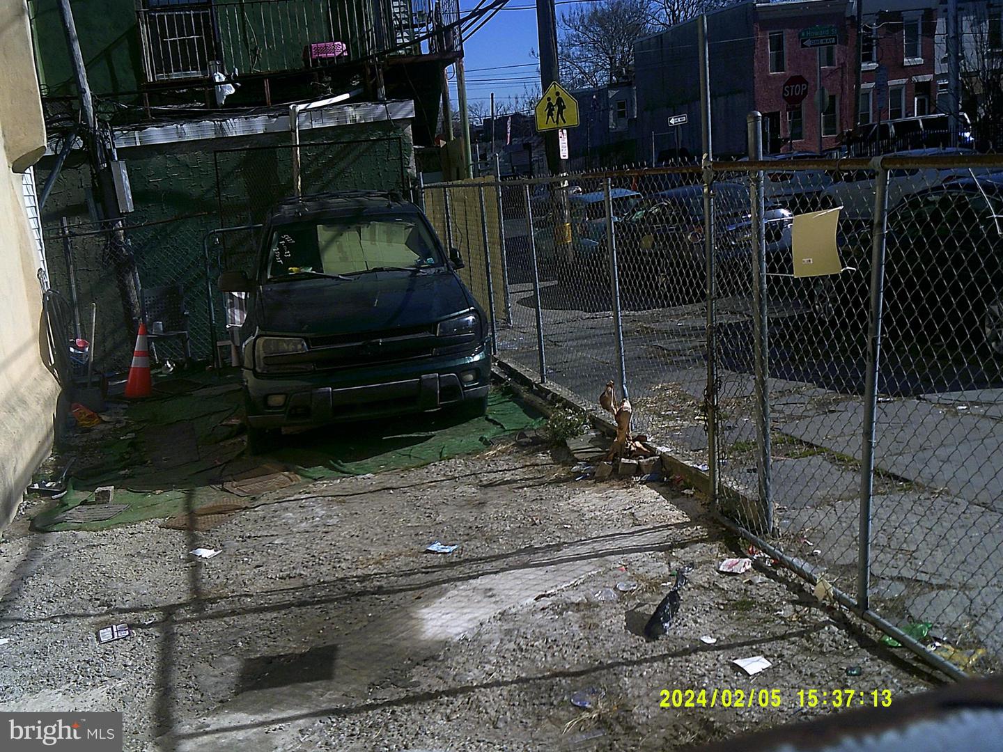 2901 N WATERLOO ST Property Photo 1
