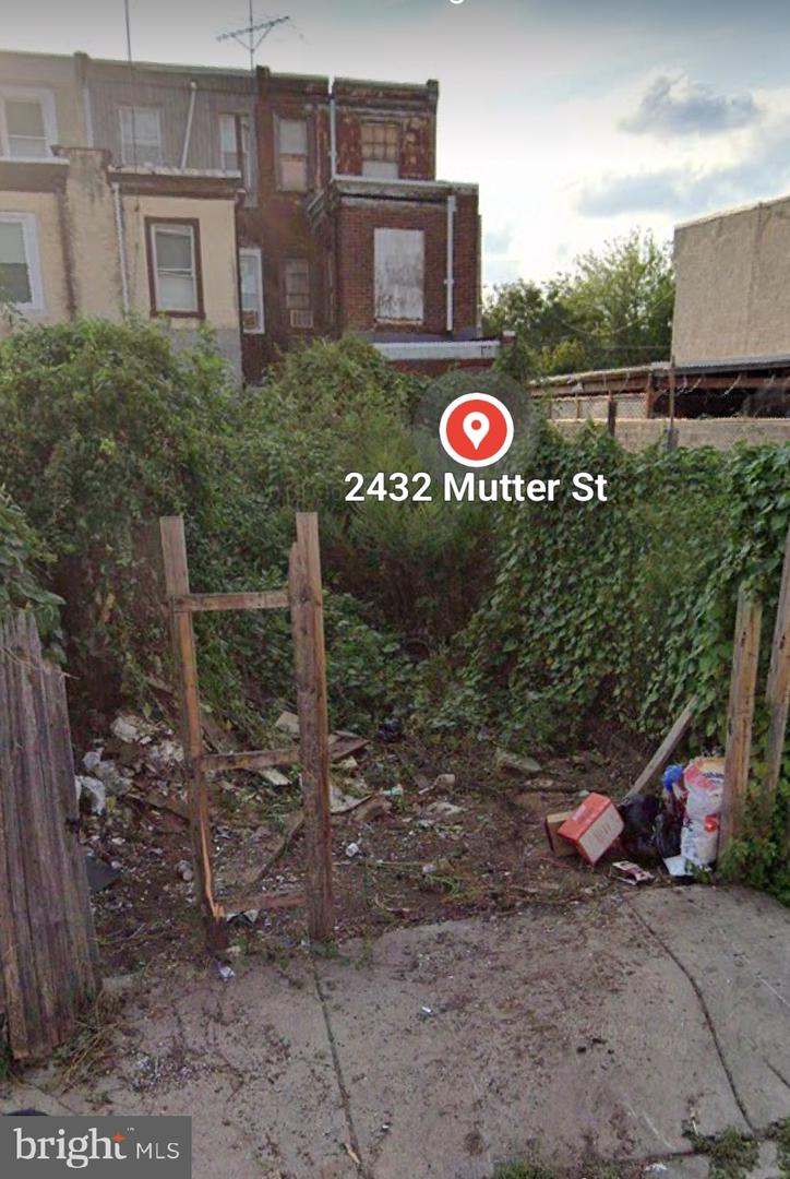 2432 N Mutter St Property Photo 1