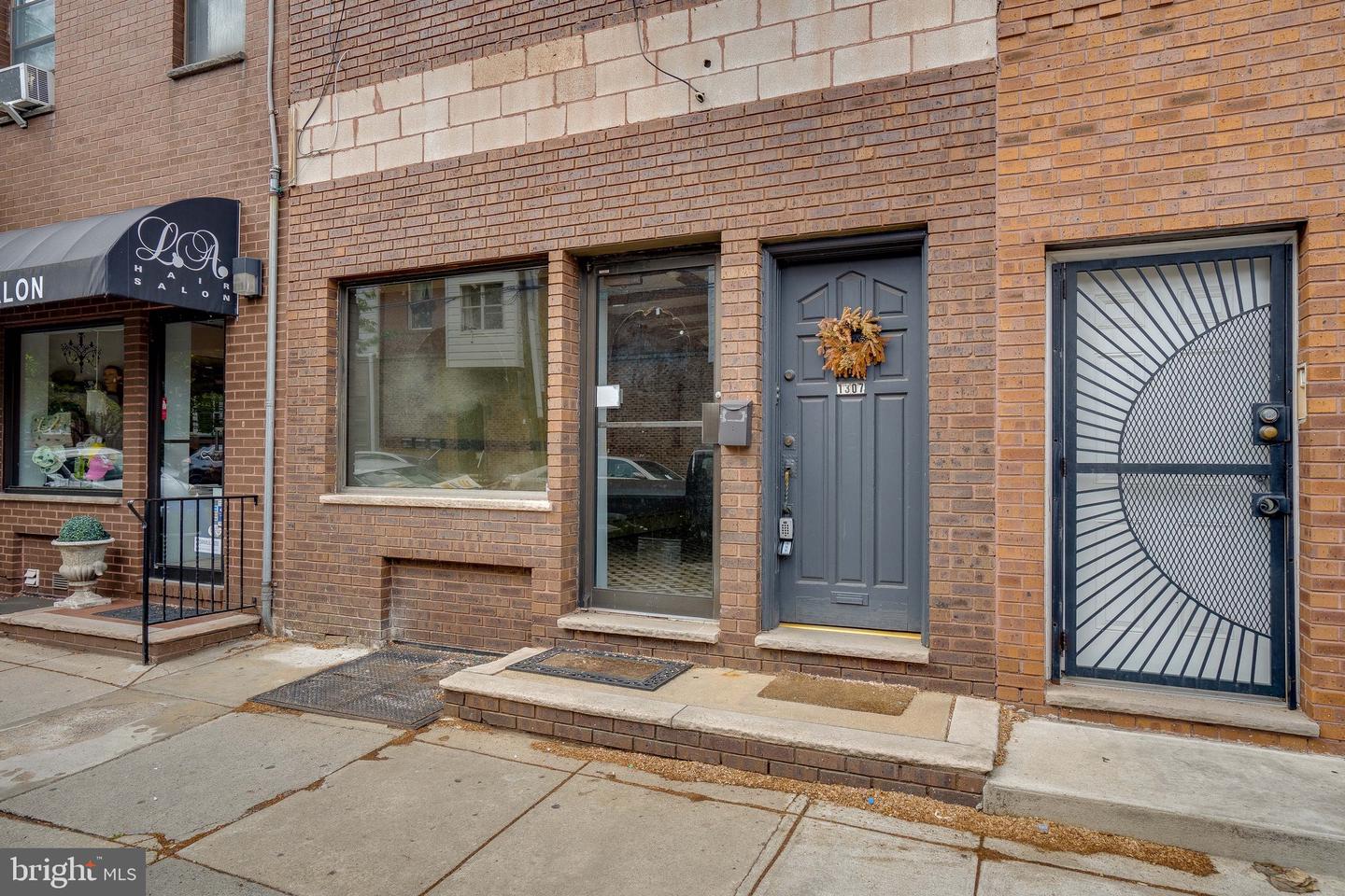 1307 Mifflin St Property Photo 5
