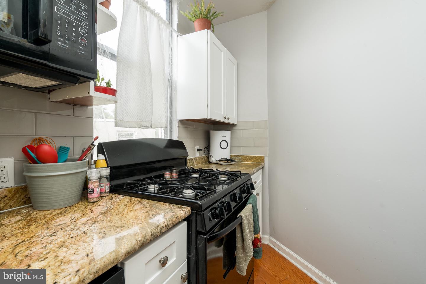 1307 Mifflin St Property Photo 13