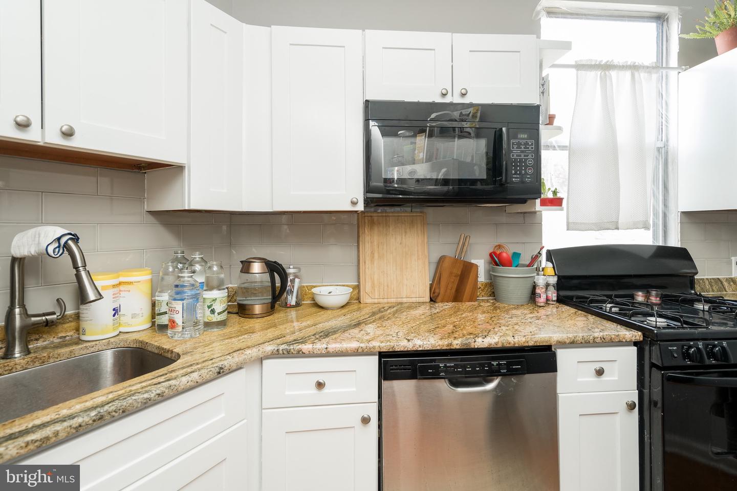 1307 Mifflin St Property Photo 14