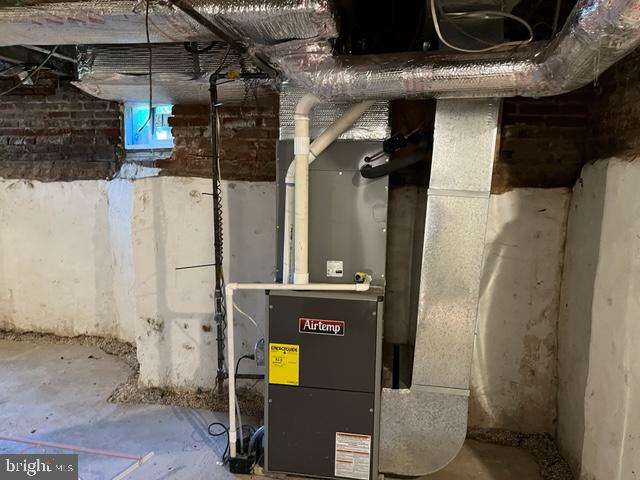 310 W Earlham Ter Property Photo 5