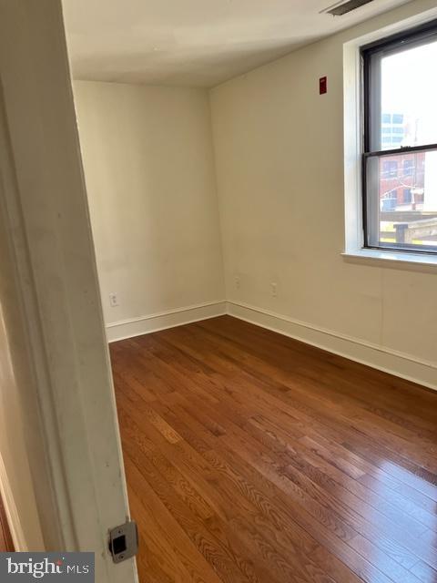 225 Green St Property Photo 11