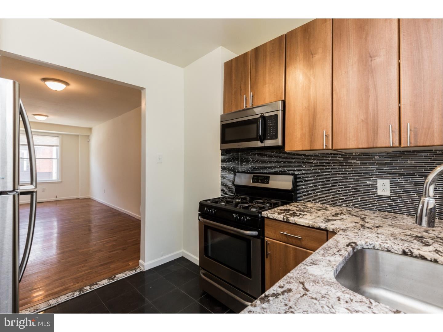 2206 Winton St Property Photo 3