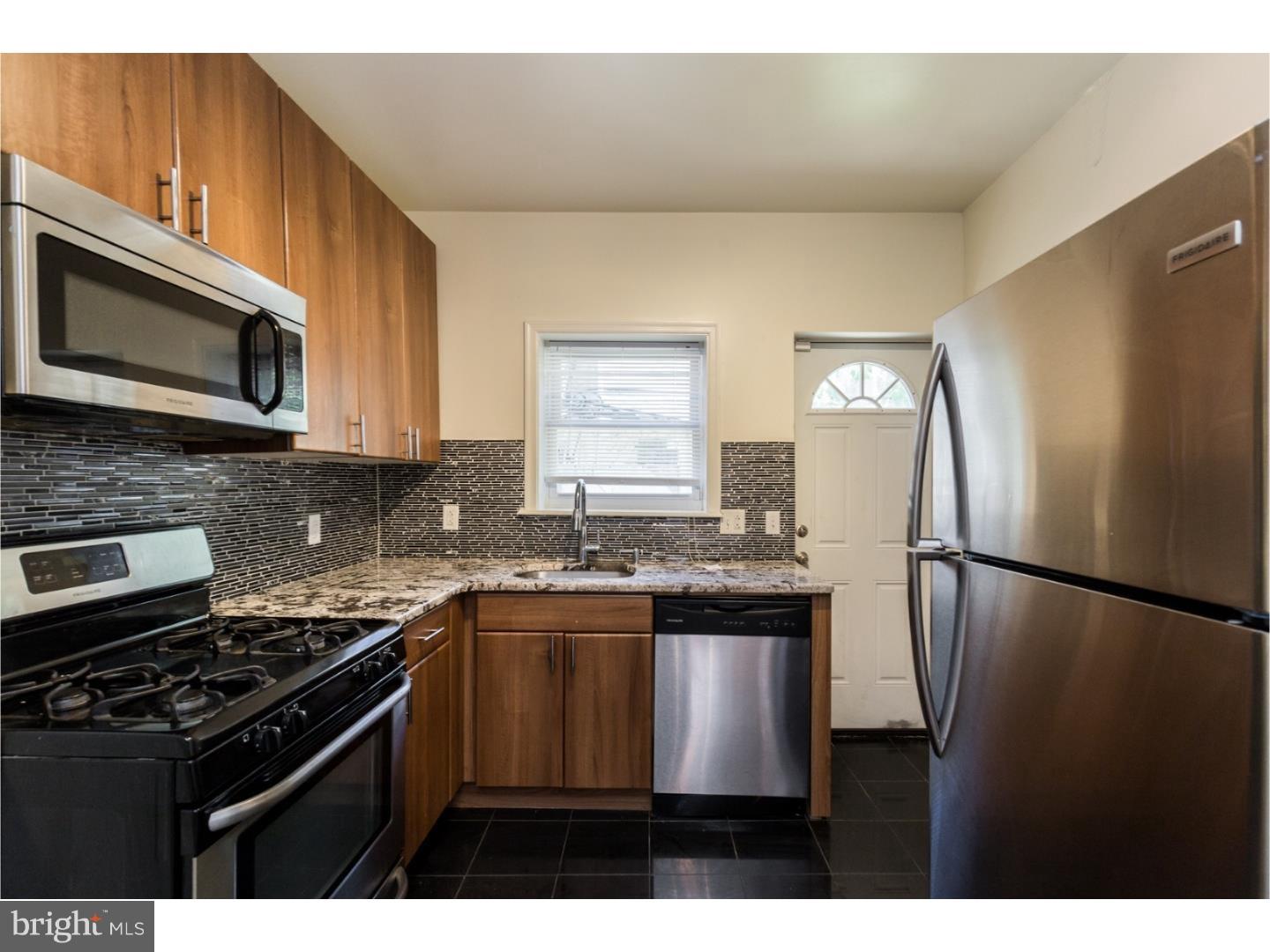 2206 Winton St Property Photo 7