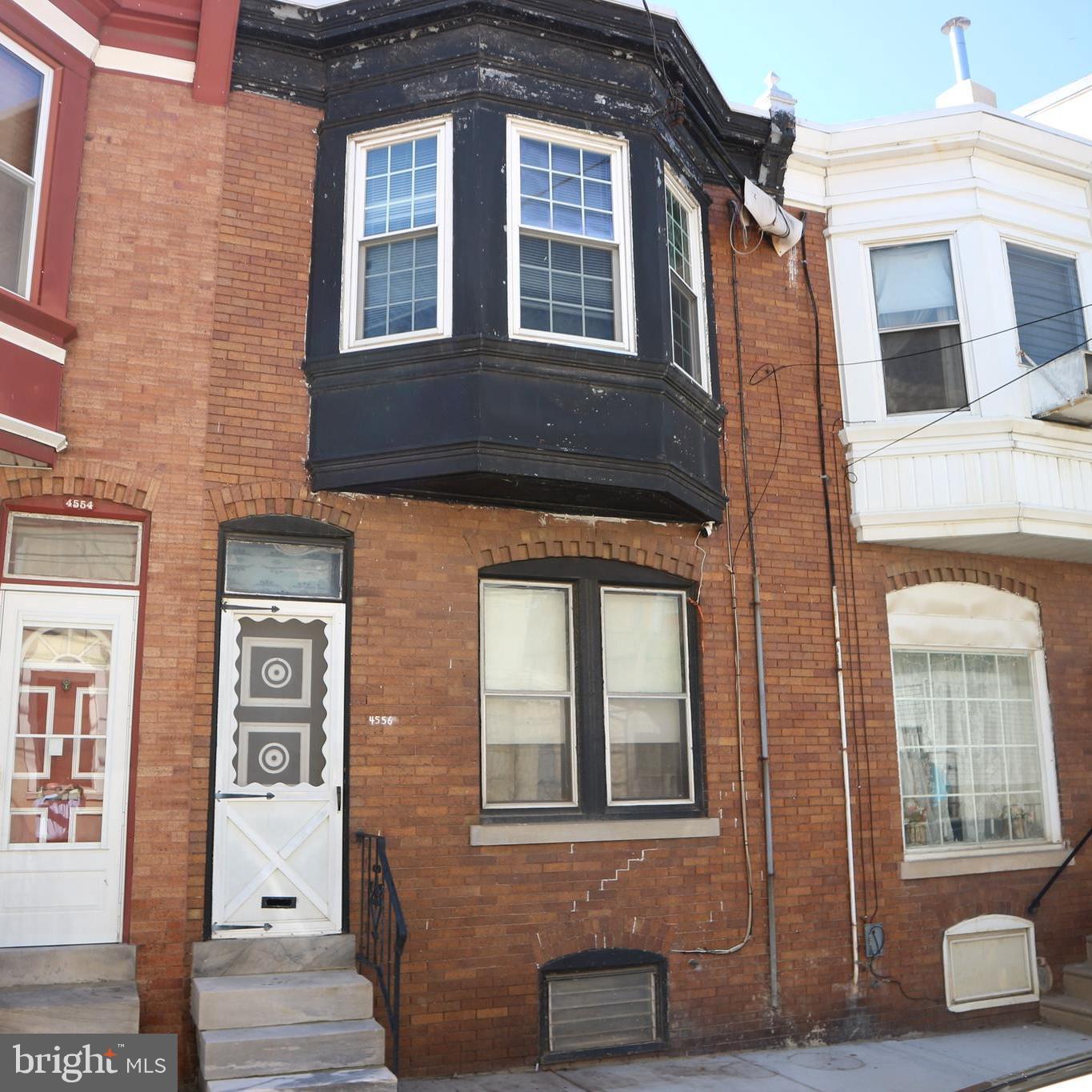 4556 Baker St Property Photo