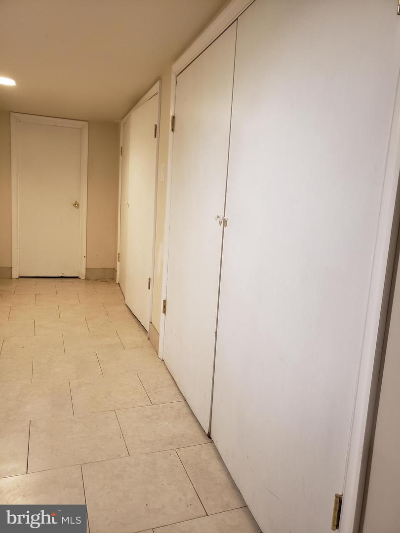 2811 Cantrell St Property Photo 6