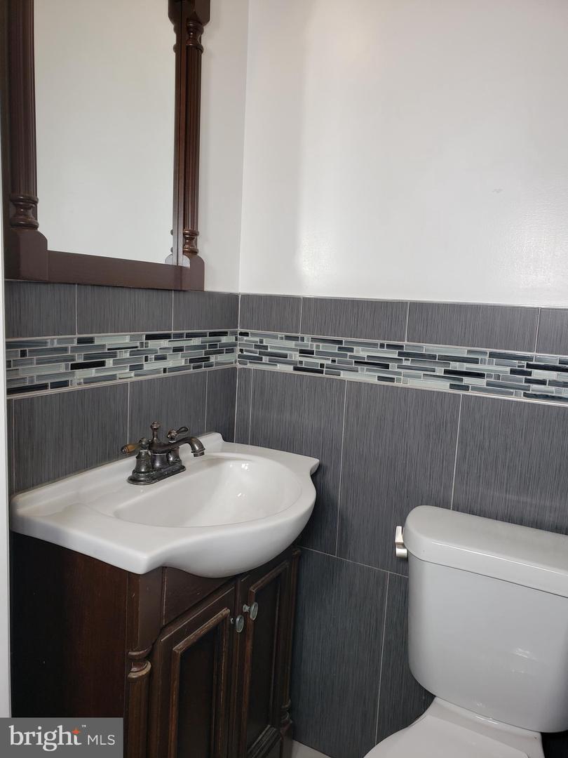 2811 Cantrell St Property Photo 7