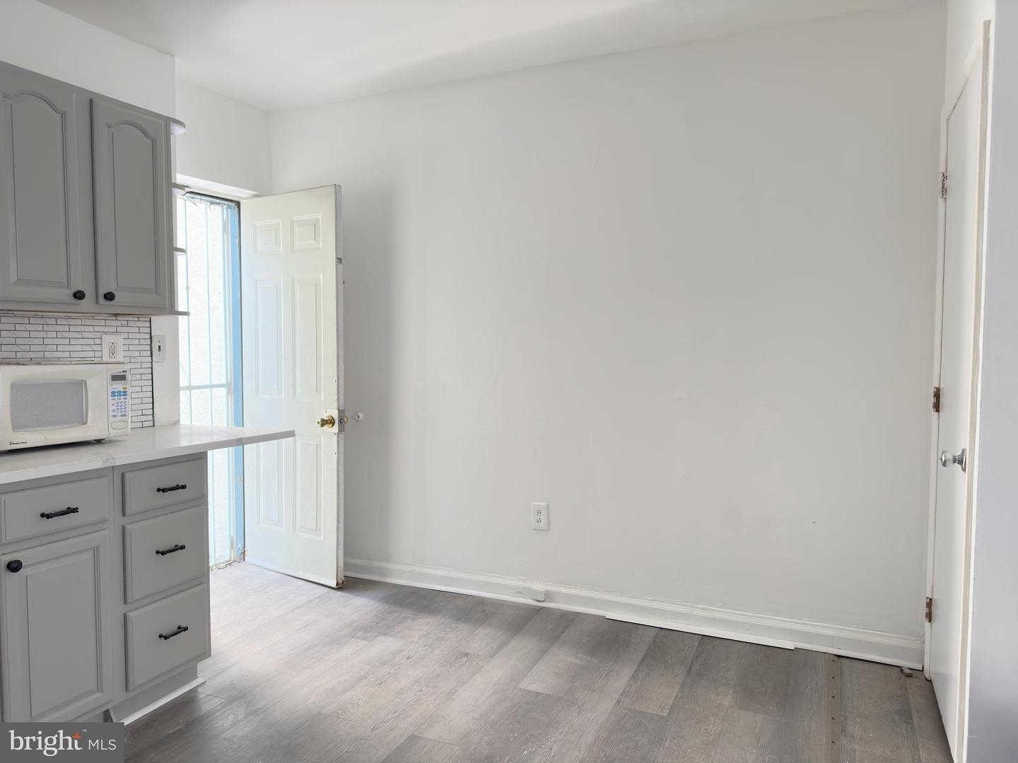 1026 S Cleveland Property Photo 14