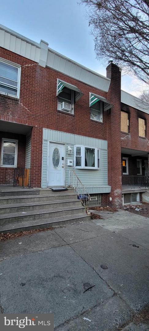 5211 Hawthorne St Property Photo 3