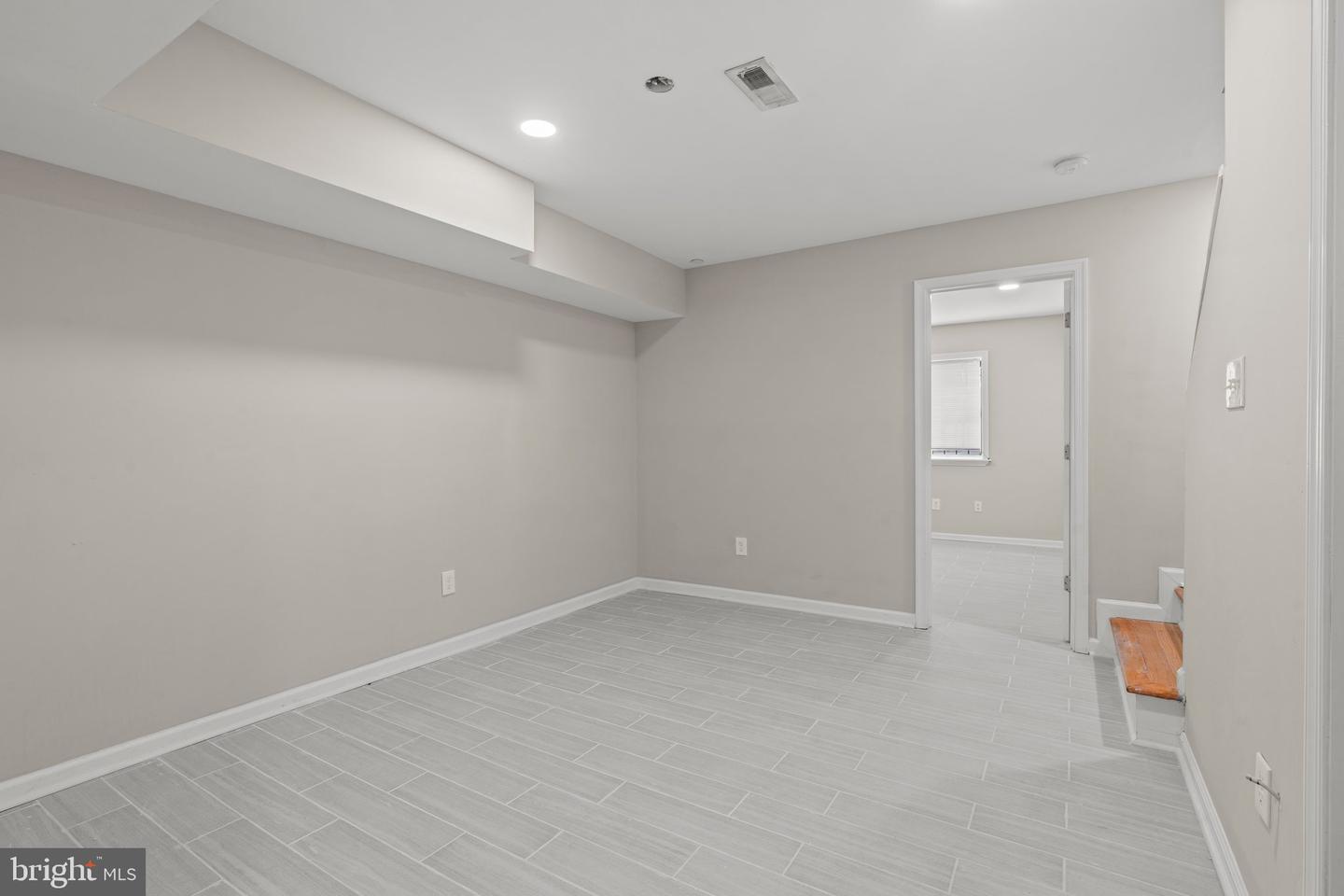 1433 W Norris St #a Property Photo 16