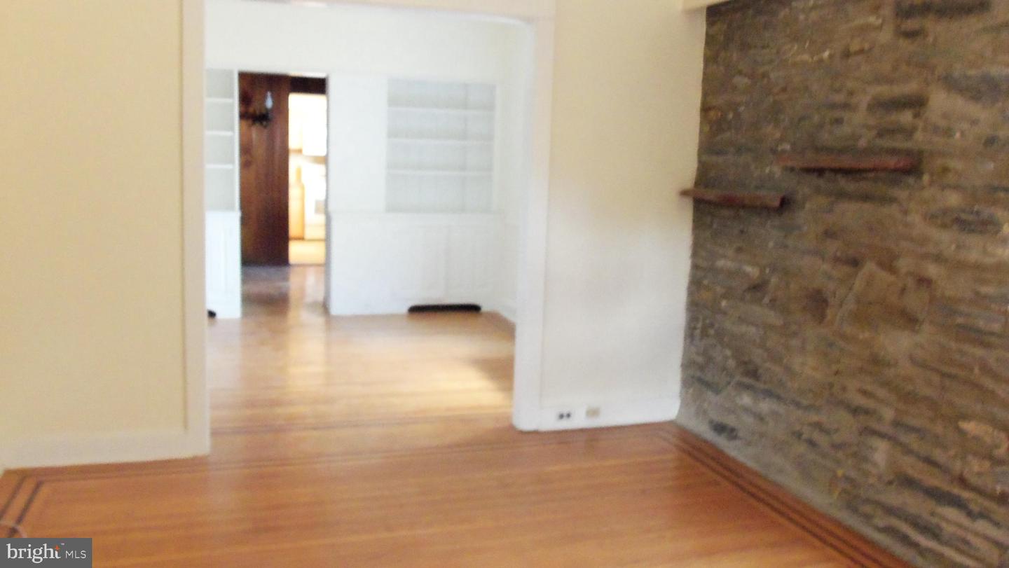 47-49 W Highland Ave #1 Property Photo 11