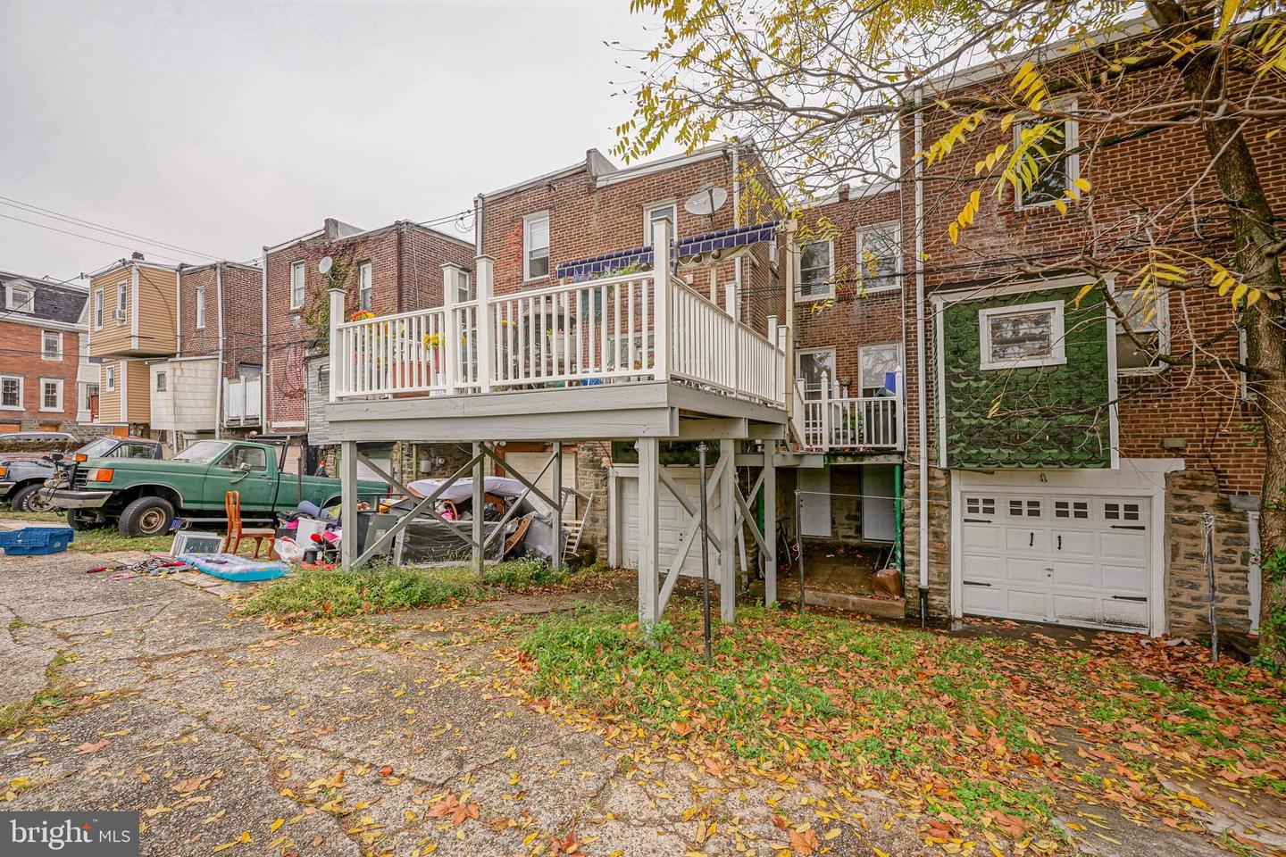 4822 Knox St Property Photo 21