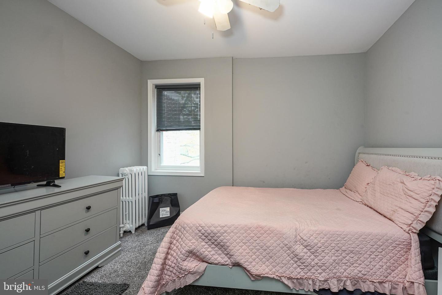 4822 Knox St Property Photo 23