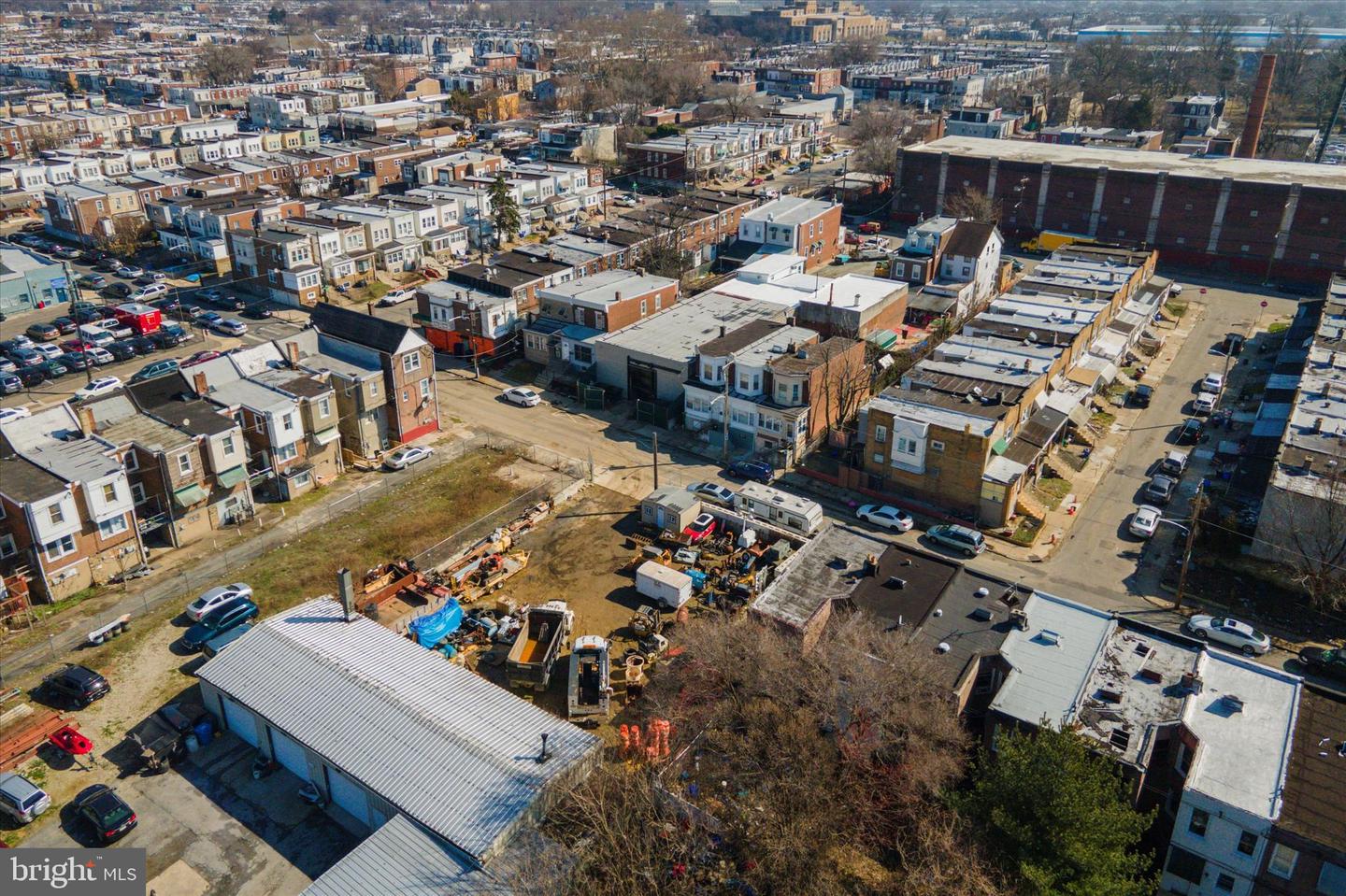 6809-11 Greenway Ave Property Photo 43