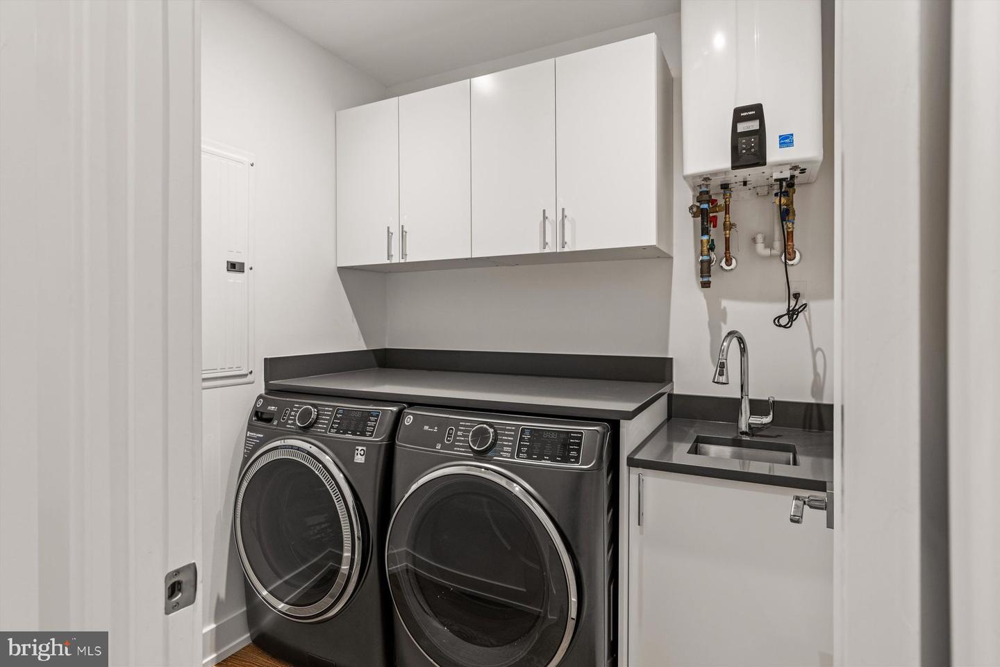 124 N 2nd St #ph Property Photo 44