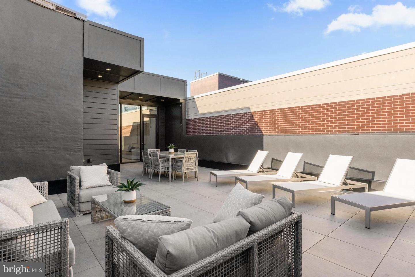 124 N 2nd St #ph Property Photo 46