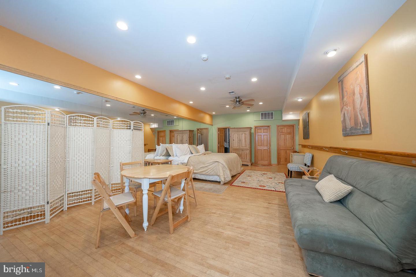 1829 Brandywine St Property Photo 3