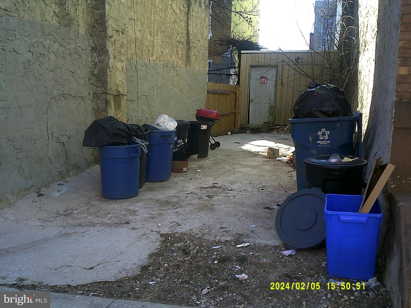 2136 E Birch St Property Photo 2
