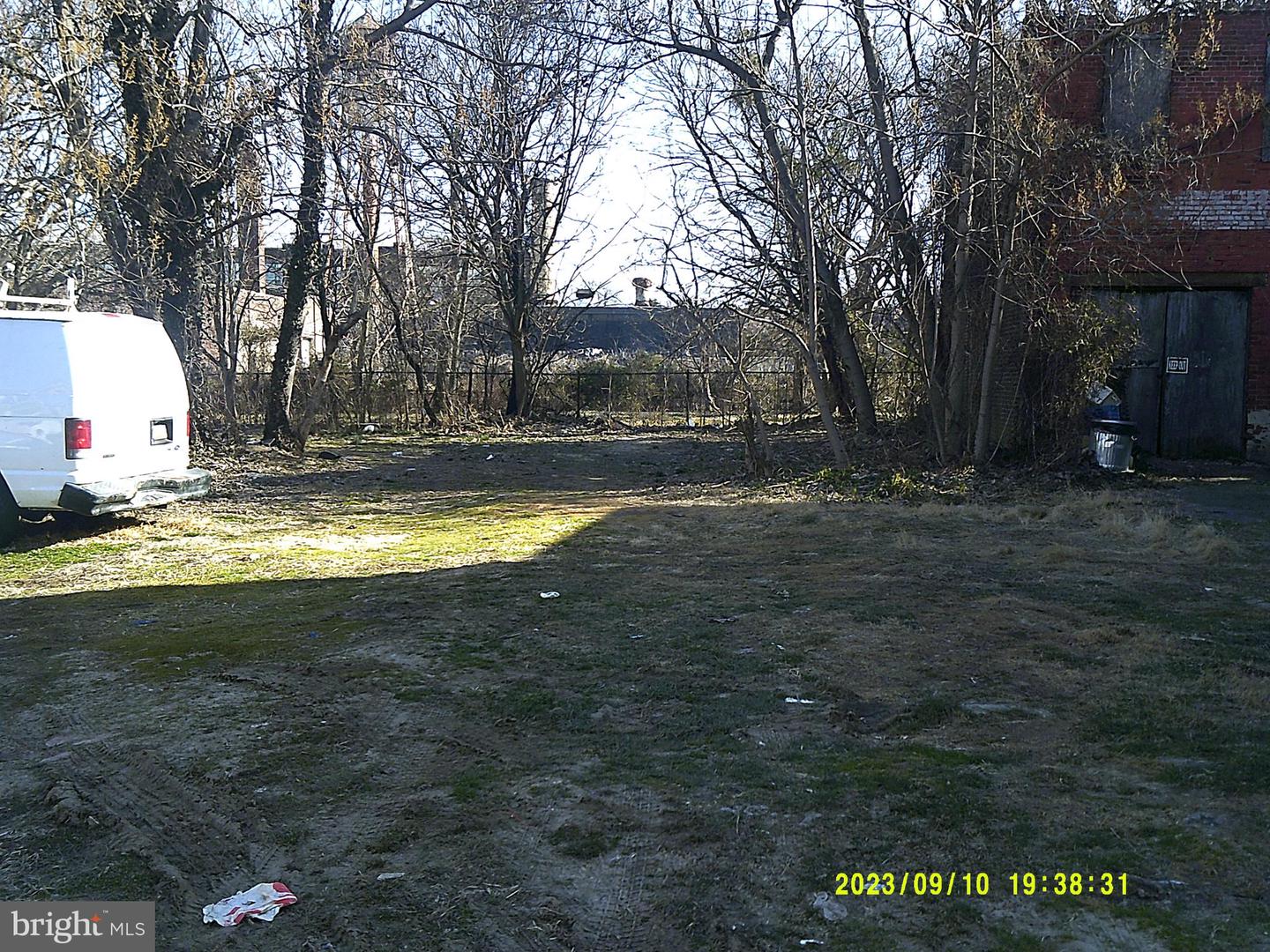 4019 Nice St Property Photo 2