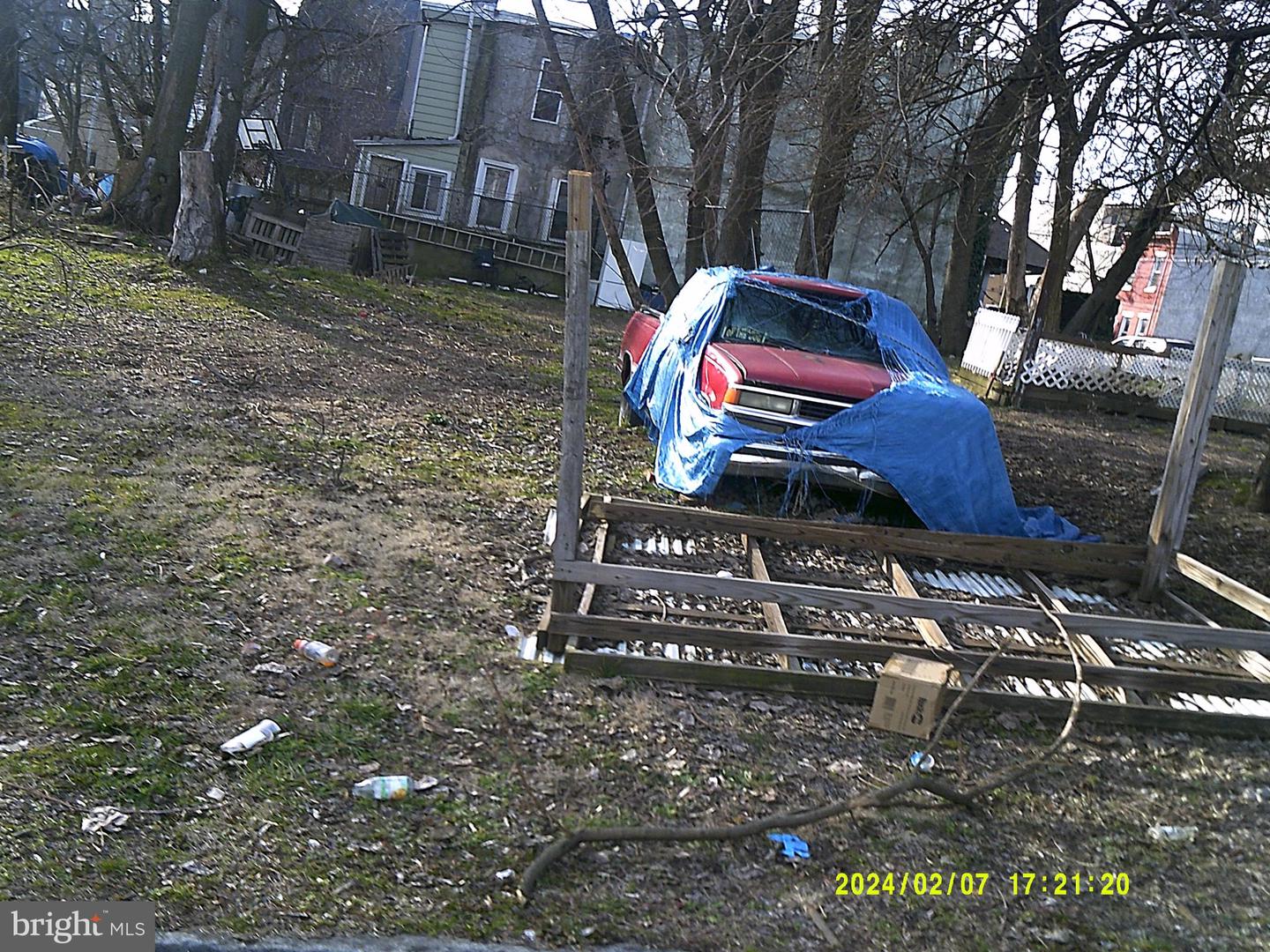 849 N SLOAN ST Property Photo 1