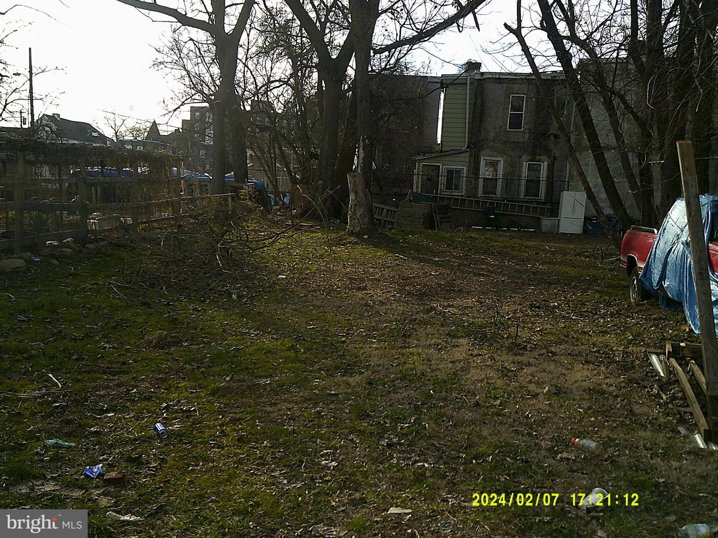 849 N Sloan St Property Photo 3