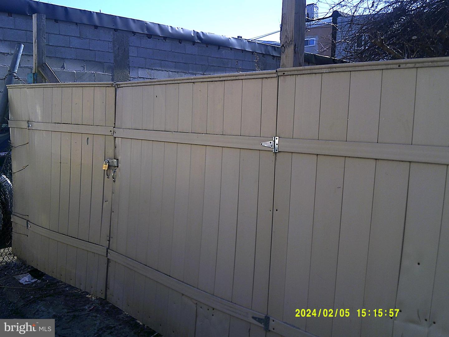 264 W Wensley St Property Photo 3