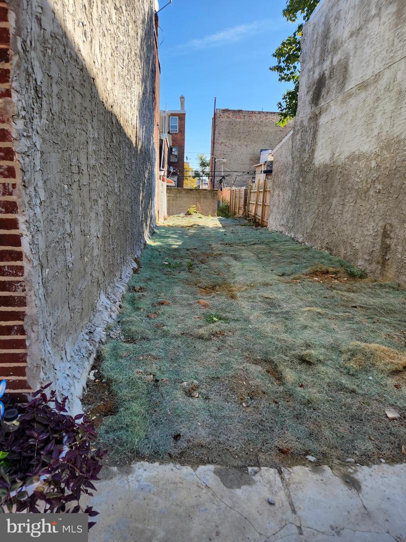 1335 S HICKS ST Property Photo 1