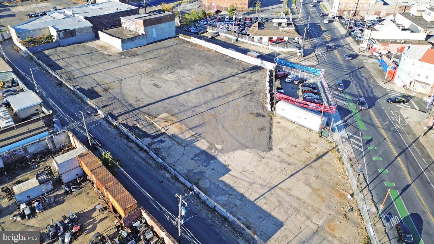 4034-80 Orchard St Property Photo 5