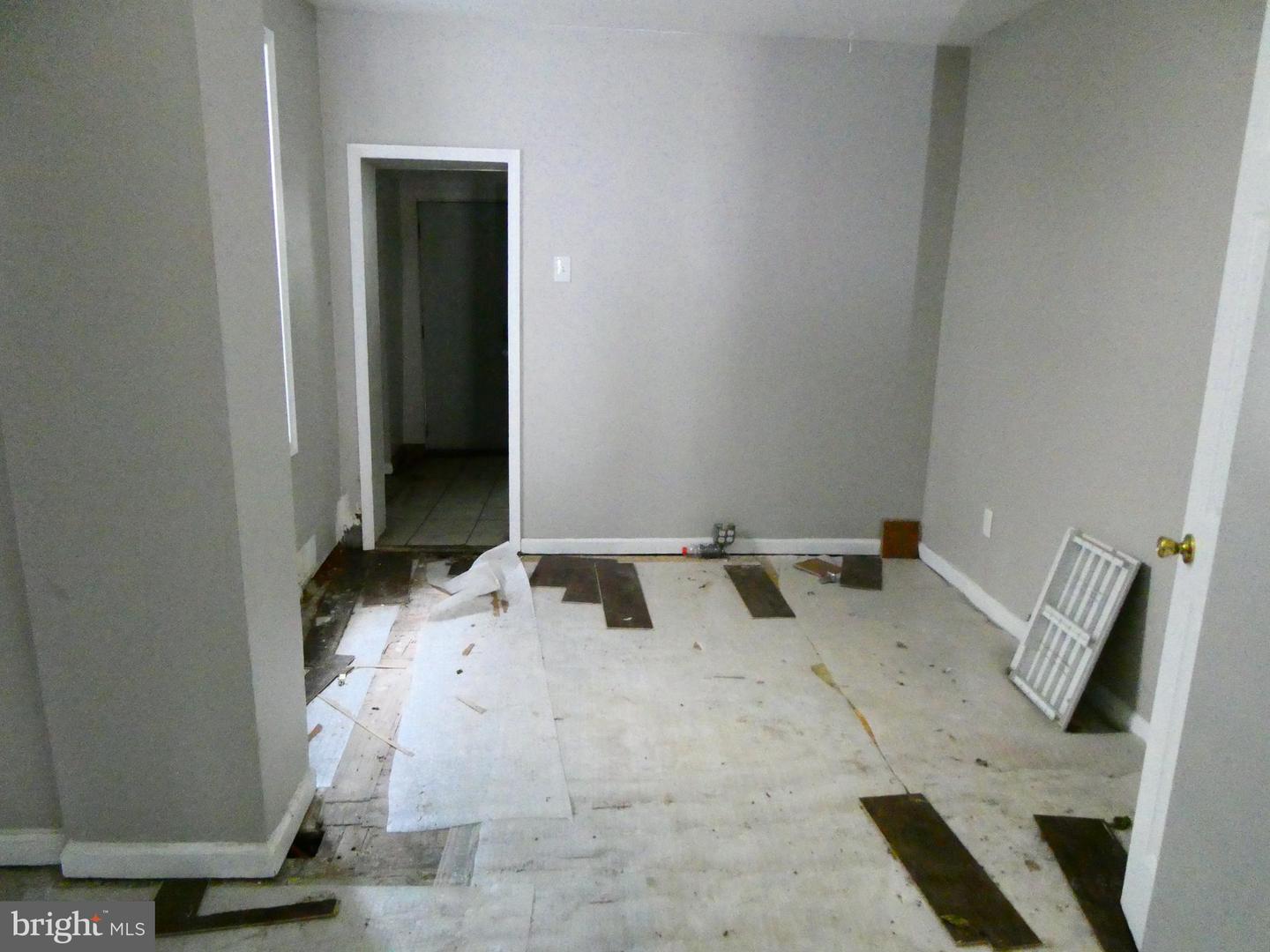 1859 E Cornwall St Property Photo 3