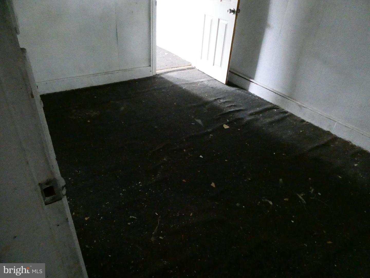736 E Hilton St Property Photo 9