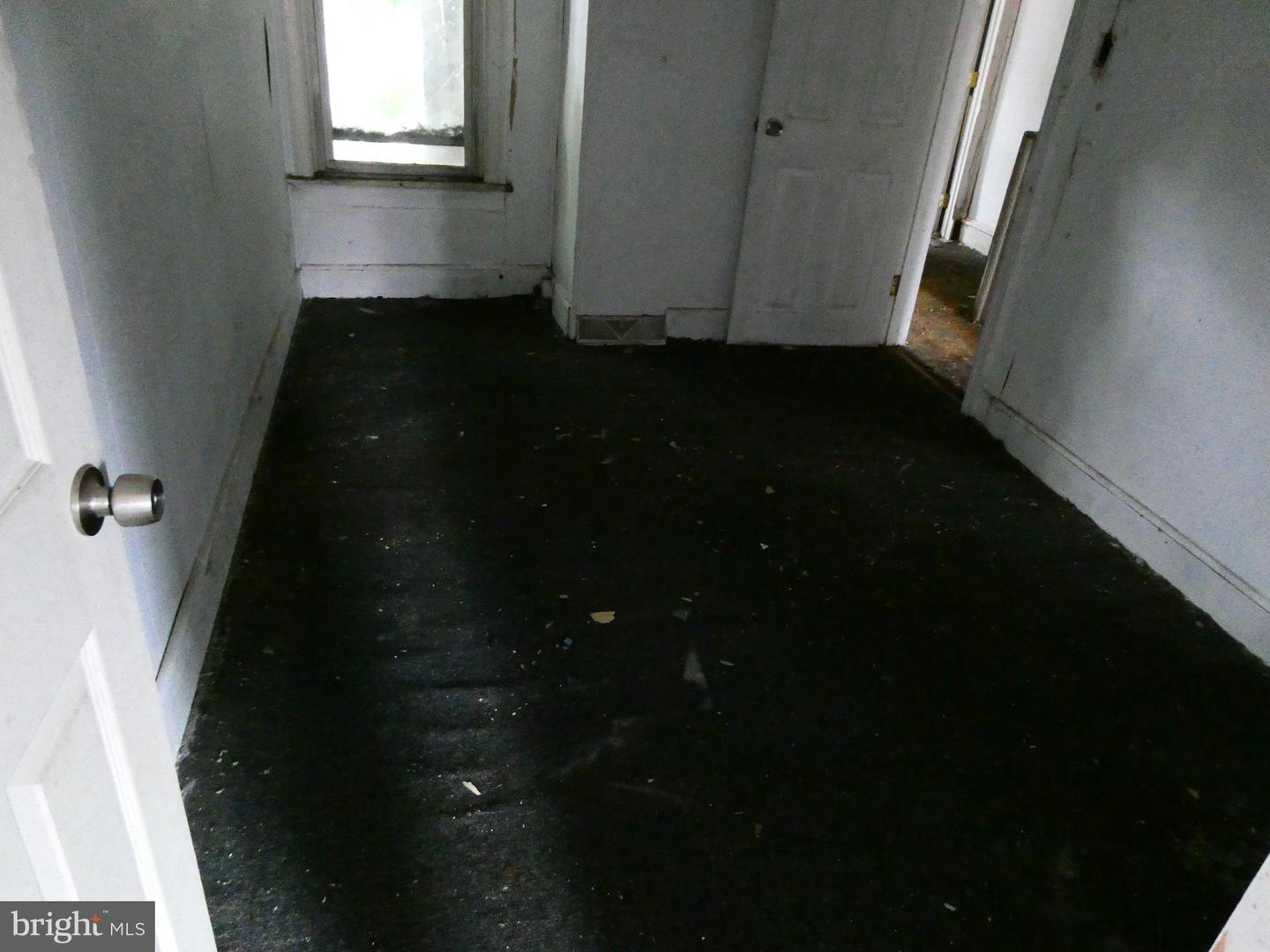 736 E Hilton St Property Photo 13
