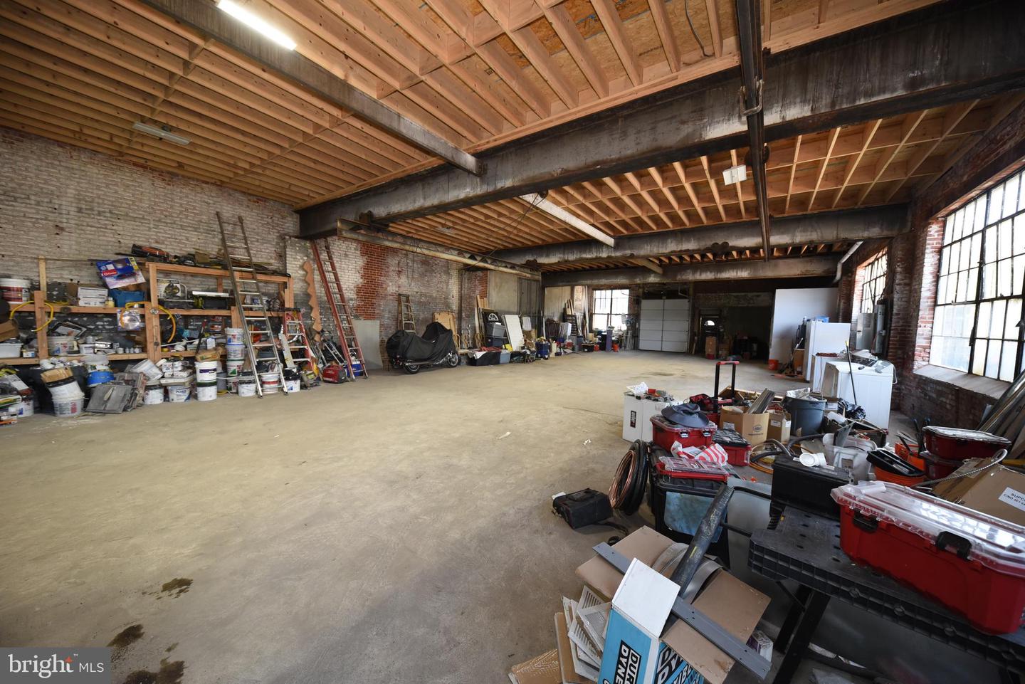 5561 Baynton St Property Photo 12