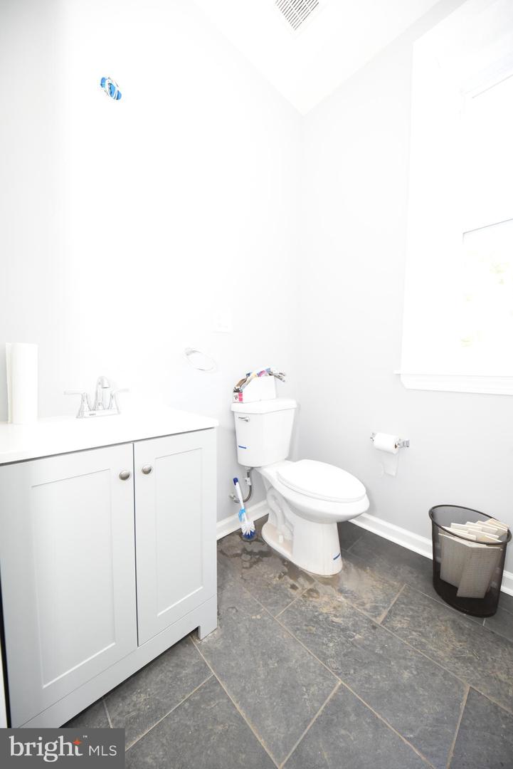5561 Baynton St Property Photo 22