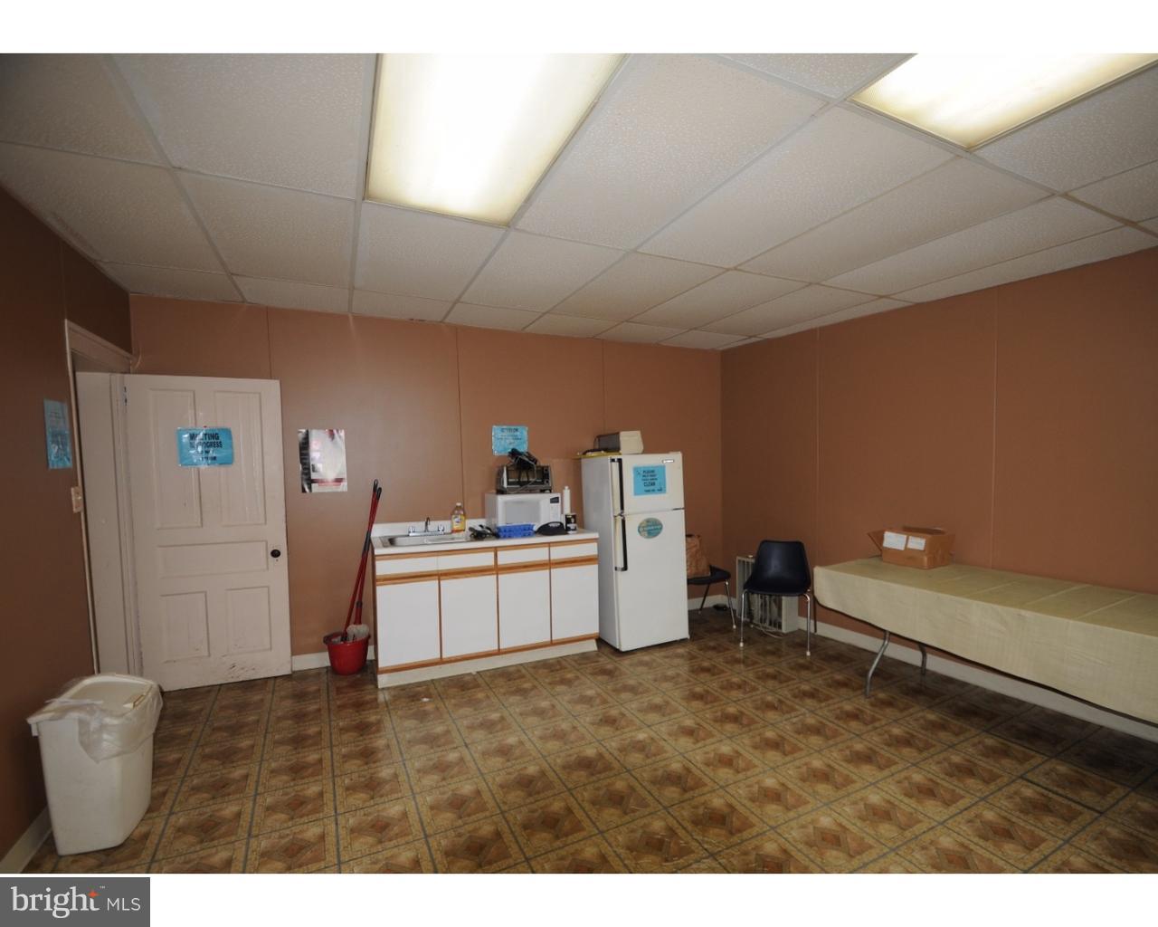 2066-80 E Tioga St Property Photo 7