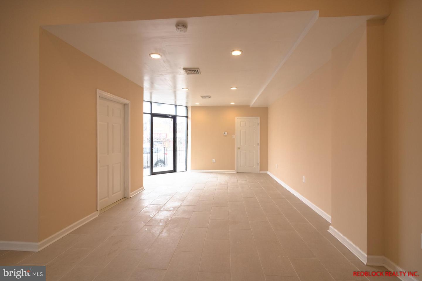 6812 Ogontz Ave Property Photo 2