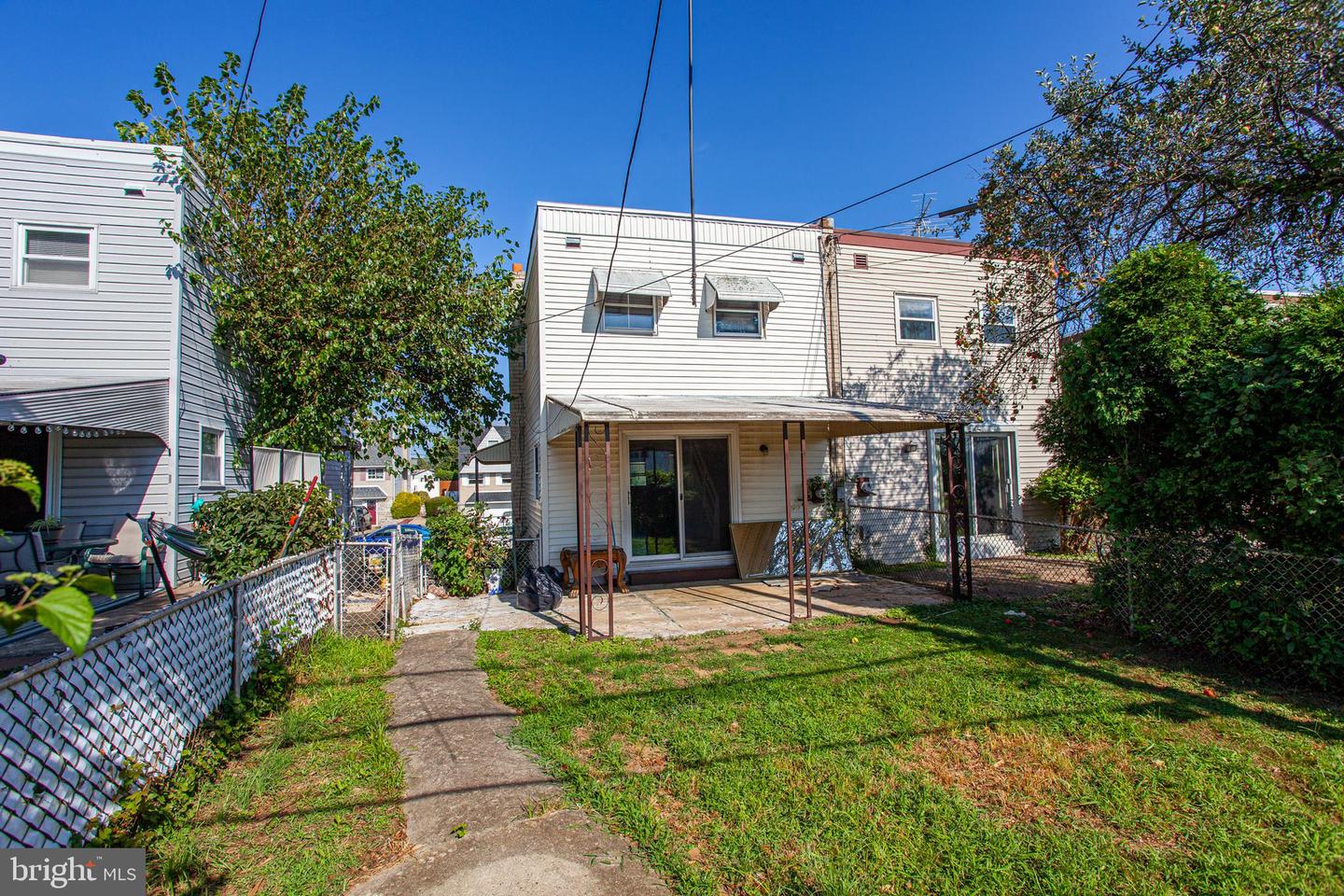 2738 Maxwell St Property Photo 25