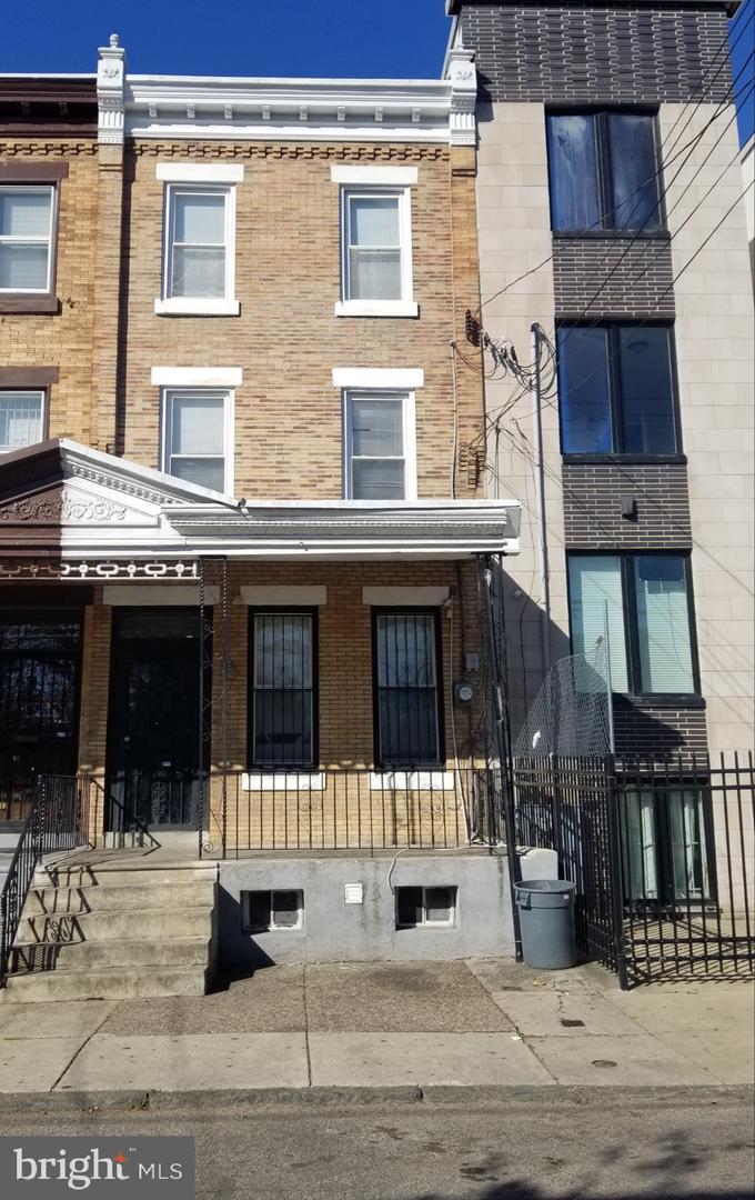 2222 N 12th St Property Photo 1