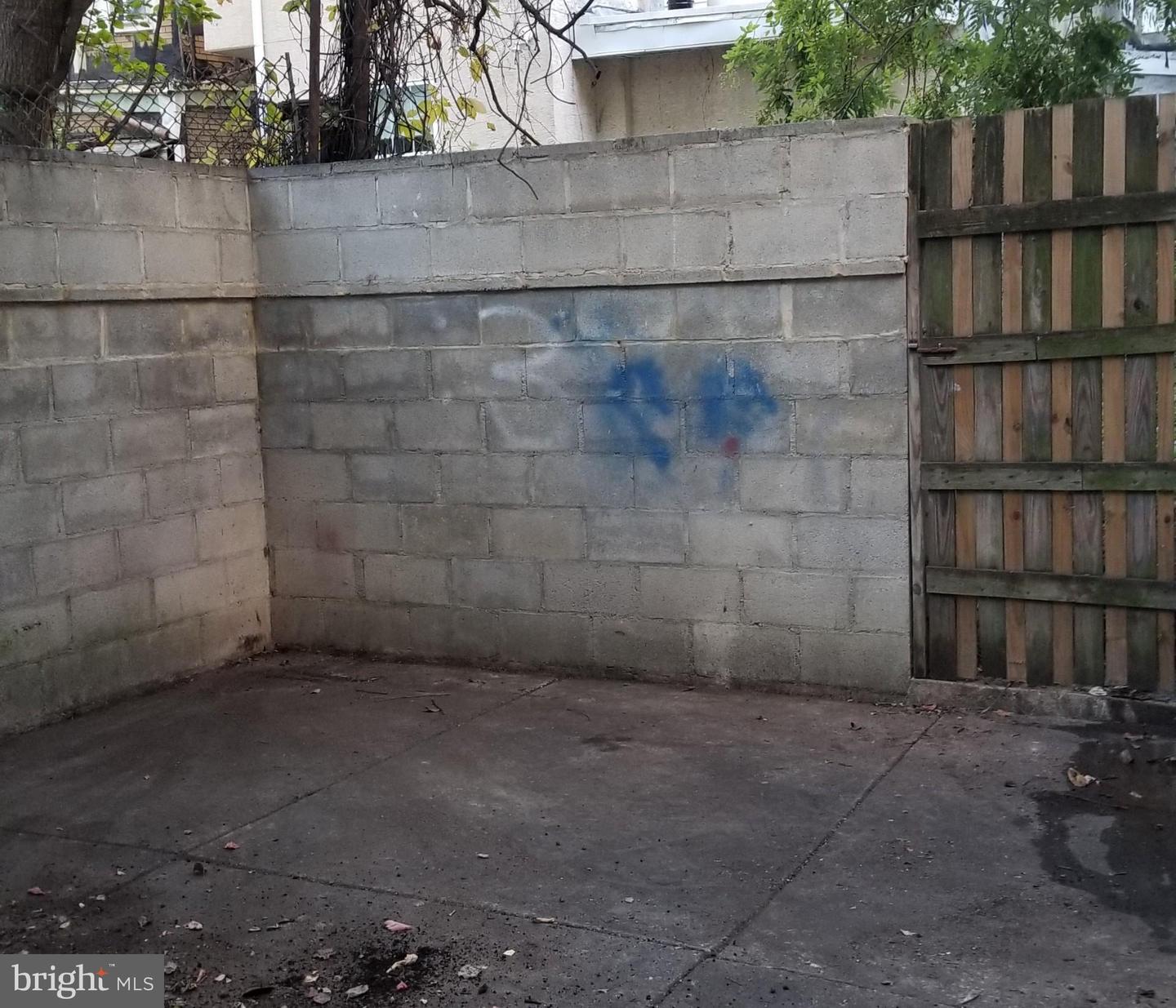 2222 N 12th St Property Photo 23