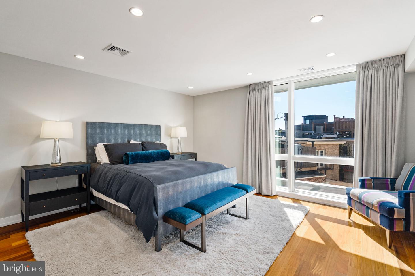609 Queen St Property Photo 18