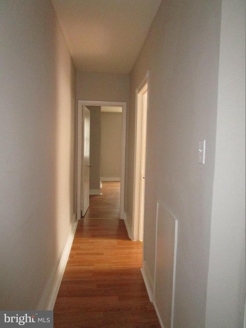 4049 N 8th St Property Photo 25